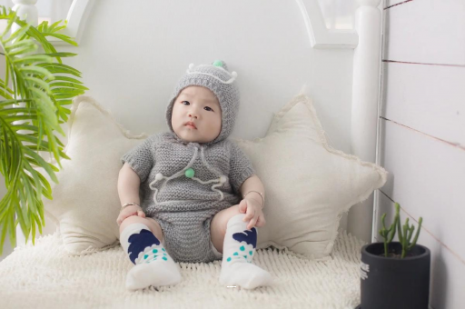 黄骅宝宝揉眼睛是怎么回事